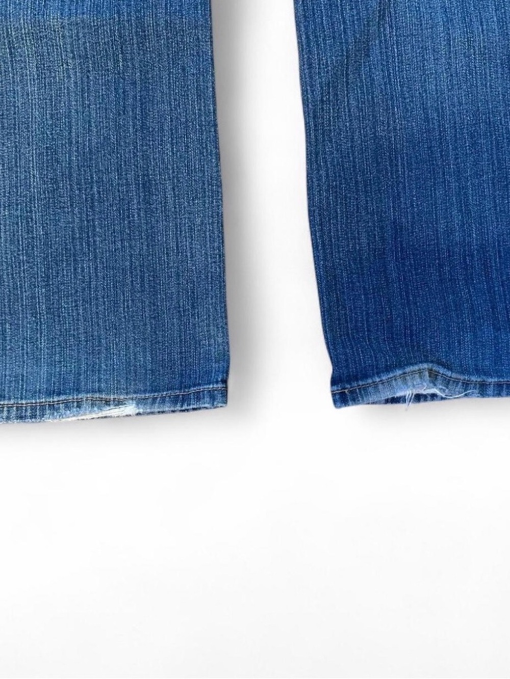 Y2K 2008 Levi's 550 Womens Relaxed Bootcut Jeans Medium Wash Blue Denim Size 10S - Picture 4 of 8